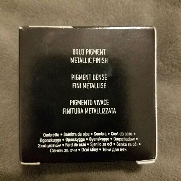 Kat Von D Thunderstruck Eyeshadow - Picture 3 of 4